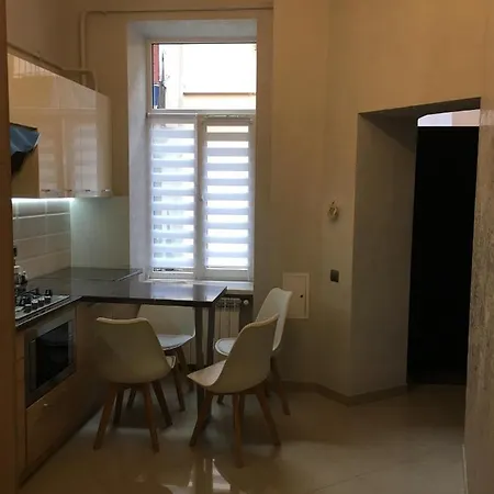 Apartment On Centre