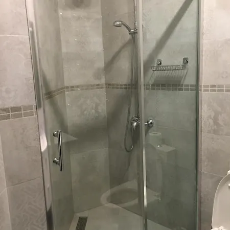 On Centre Apartment *