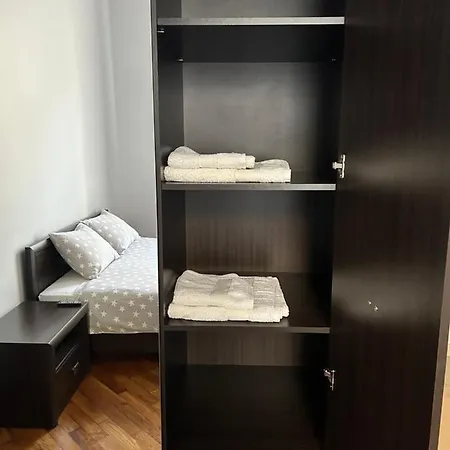 Apartment On Centre *