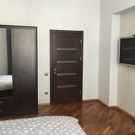 On Centre Львів