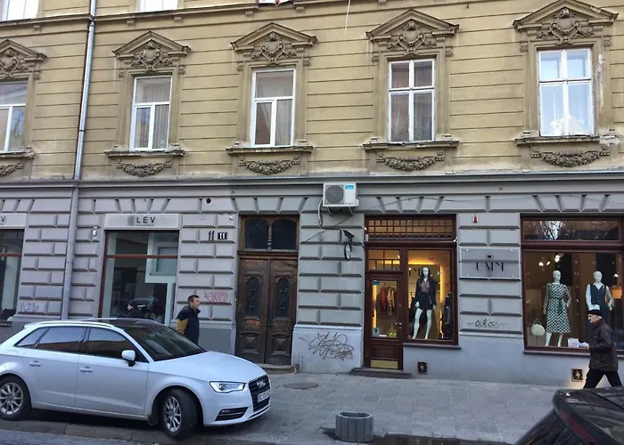 Апартаменти On Centre